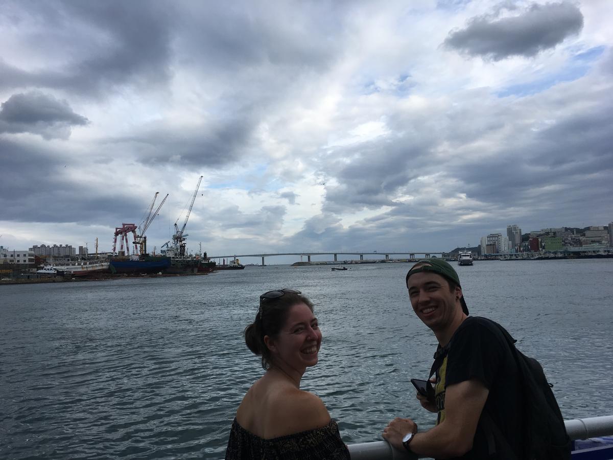 Busan Backpackers Екстер'єр фото