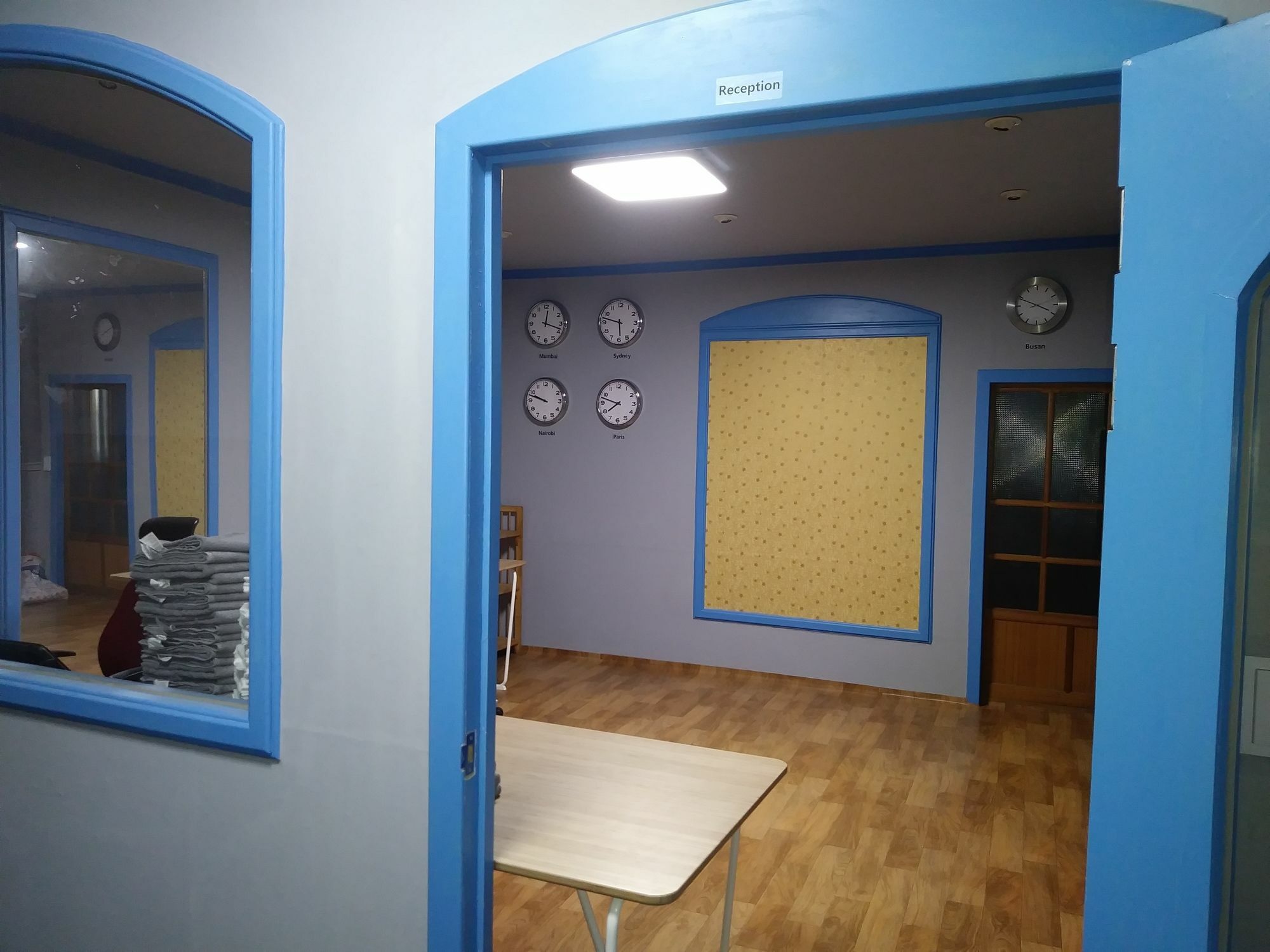 Busan Backpackers Екстер'єр фото