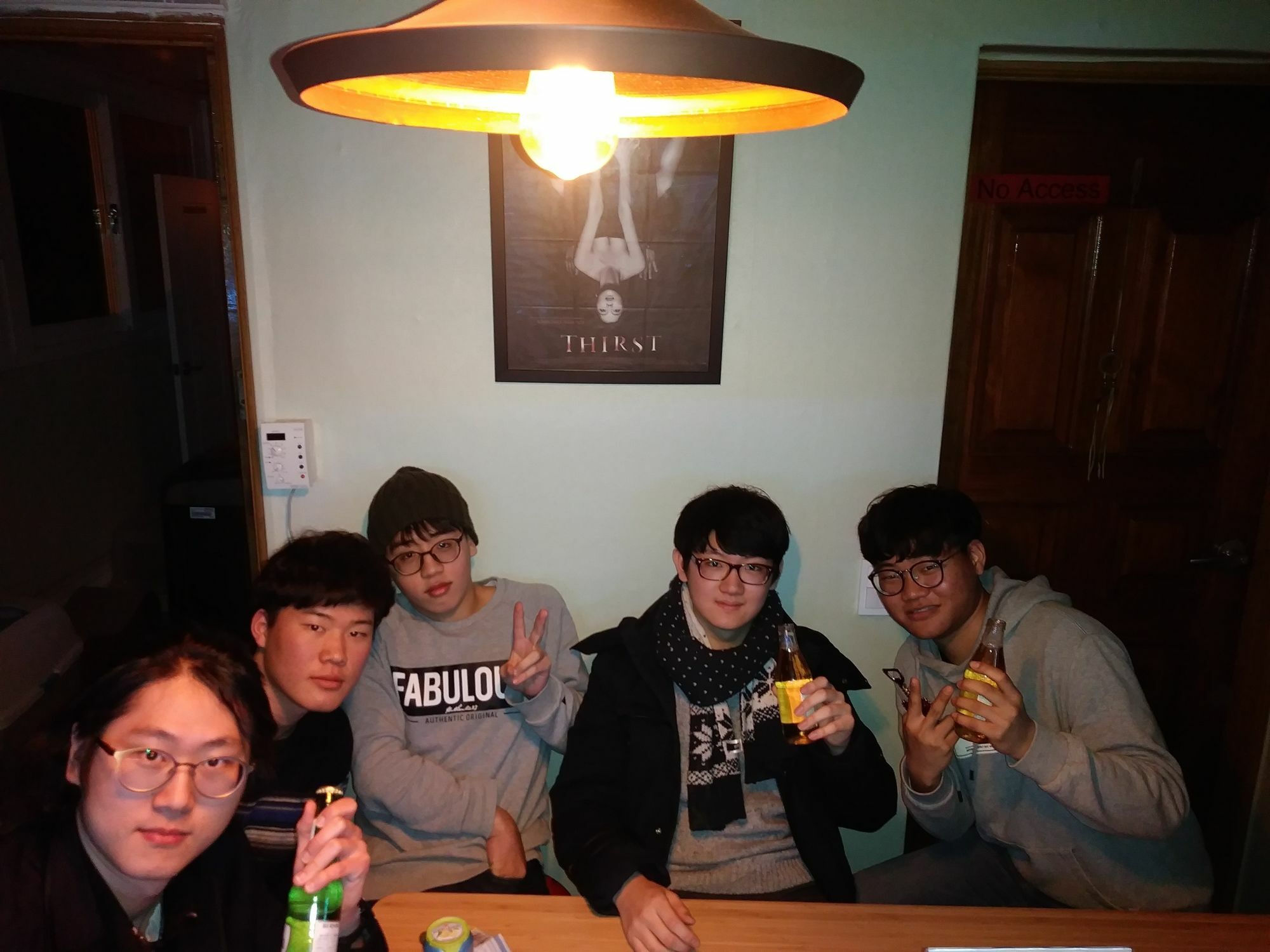 Busan Backpackers Екстер'єр фото