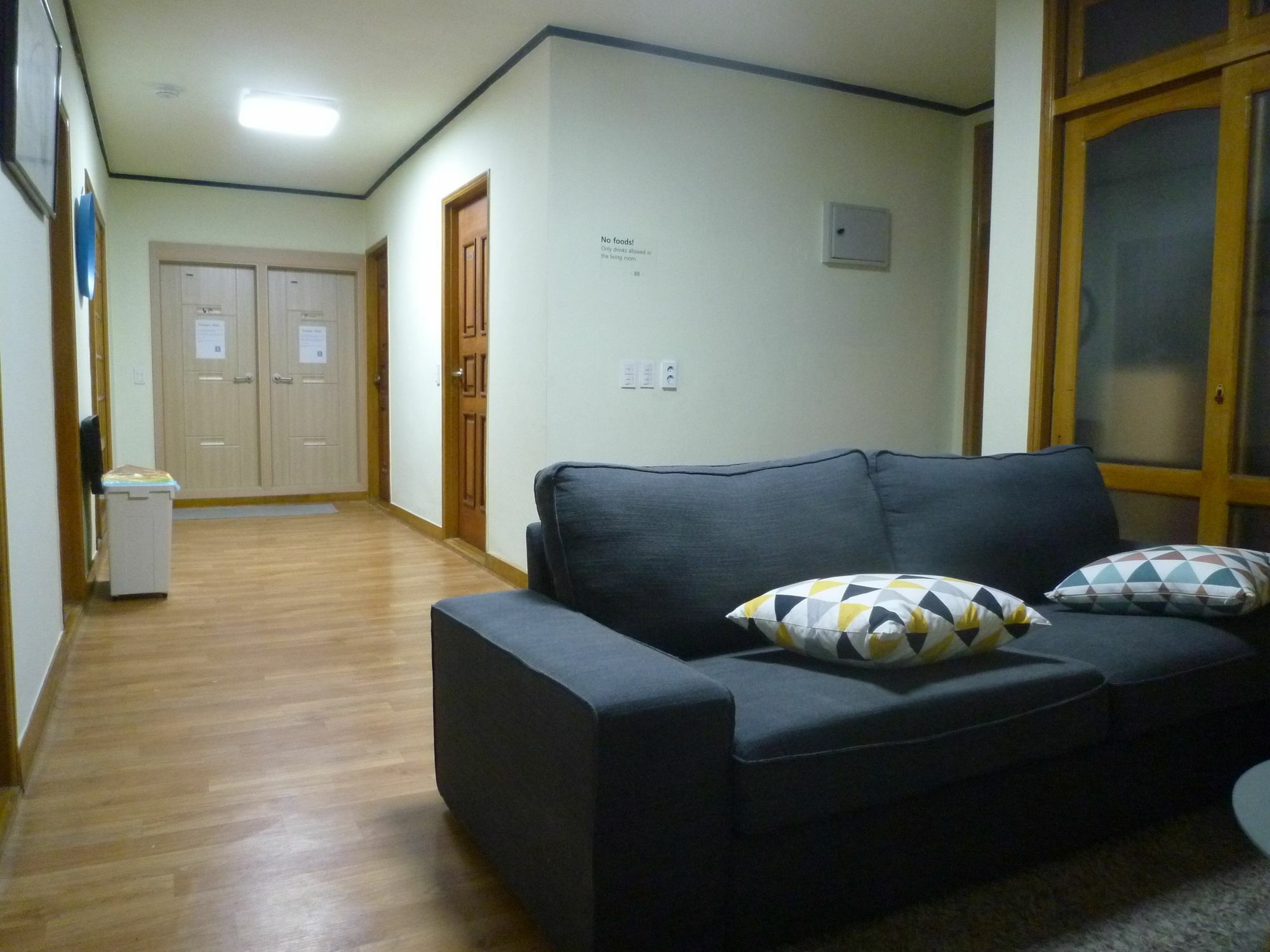 Busan Backpackers Екстер'єр фото