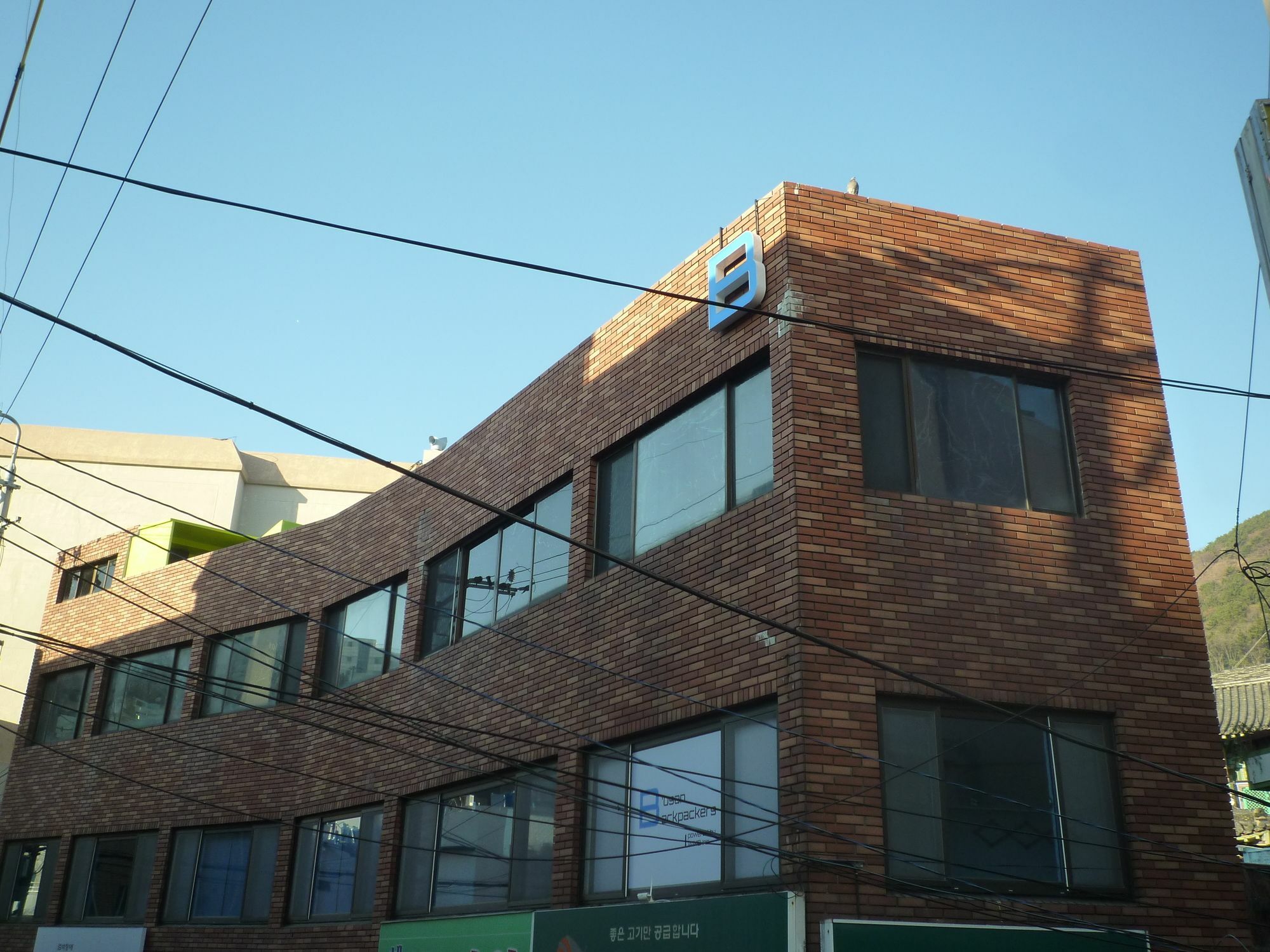 Busan Backpackers Екстер'єр фото